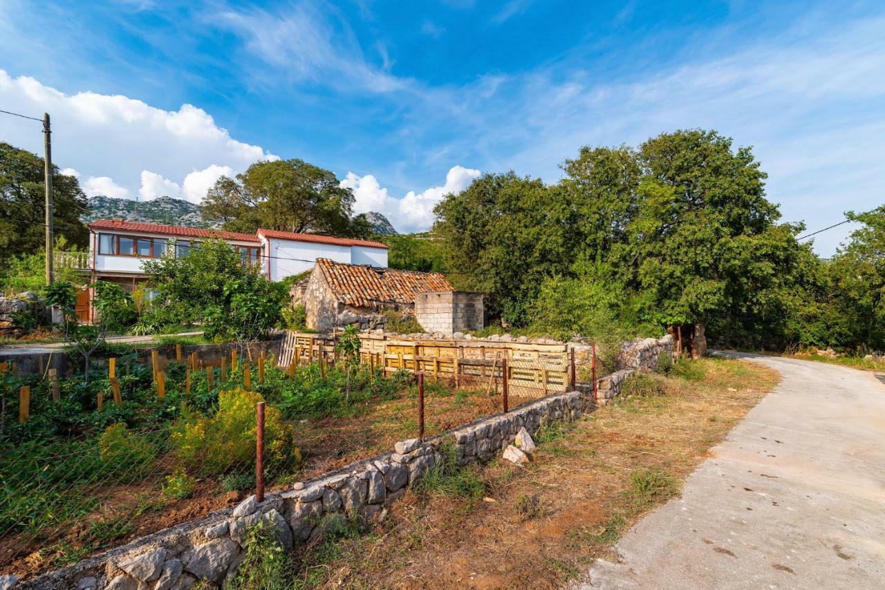 Apartment Adam Starigrad Paklenica Luaran gambar